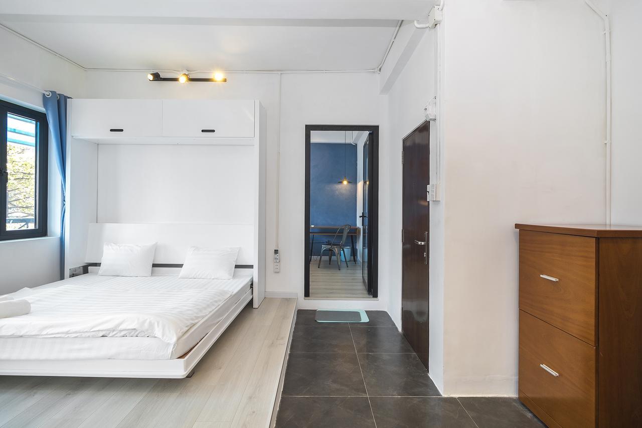 Scandinavian Apartment With Balcony In Bui Vien Хошимін Екстер'єр фото