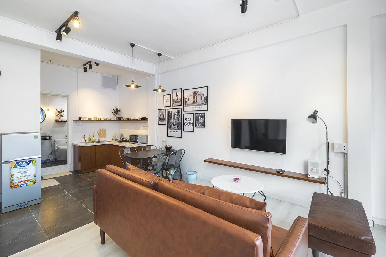 Scandinavian Apartment With Balcony In Bui Vien Хошимін Екстер'єр фото